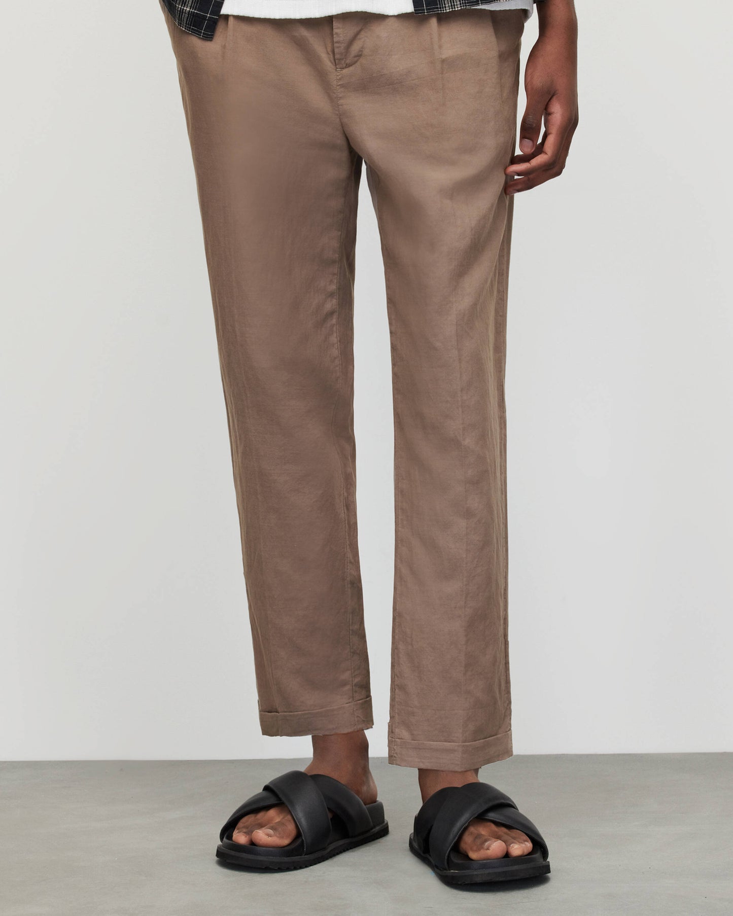 Envira Linen Blend Cropped Trousers