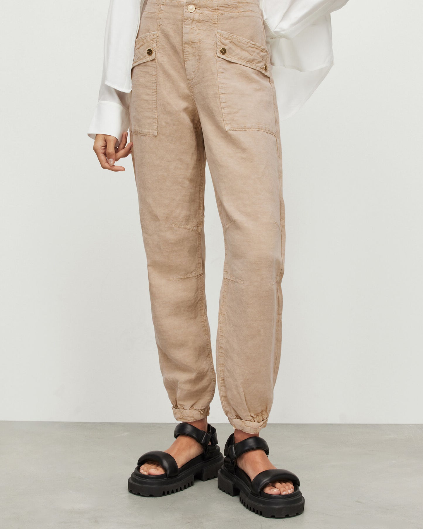 Val High-Rise Cargo Linen Blend Trousers