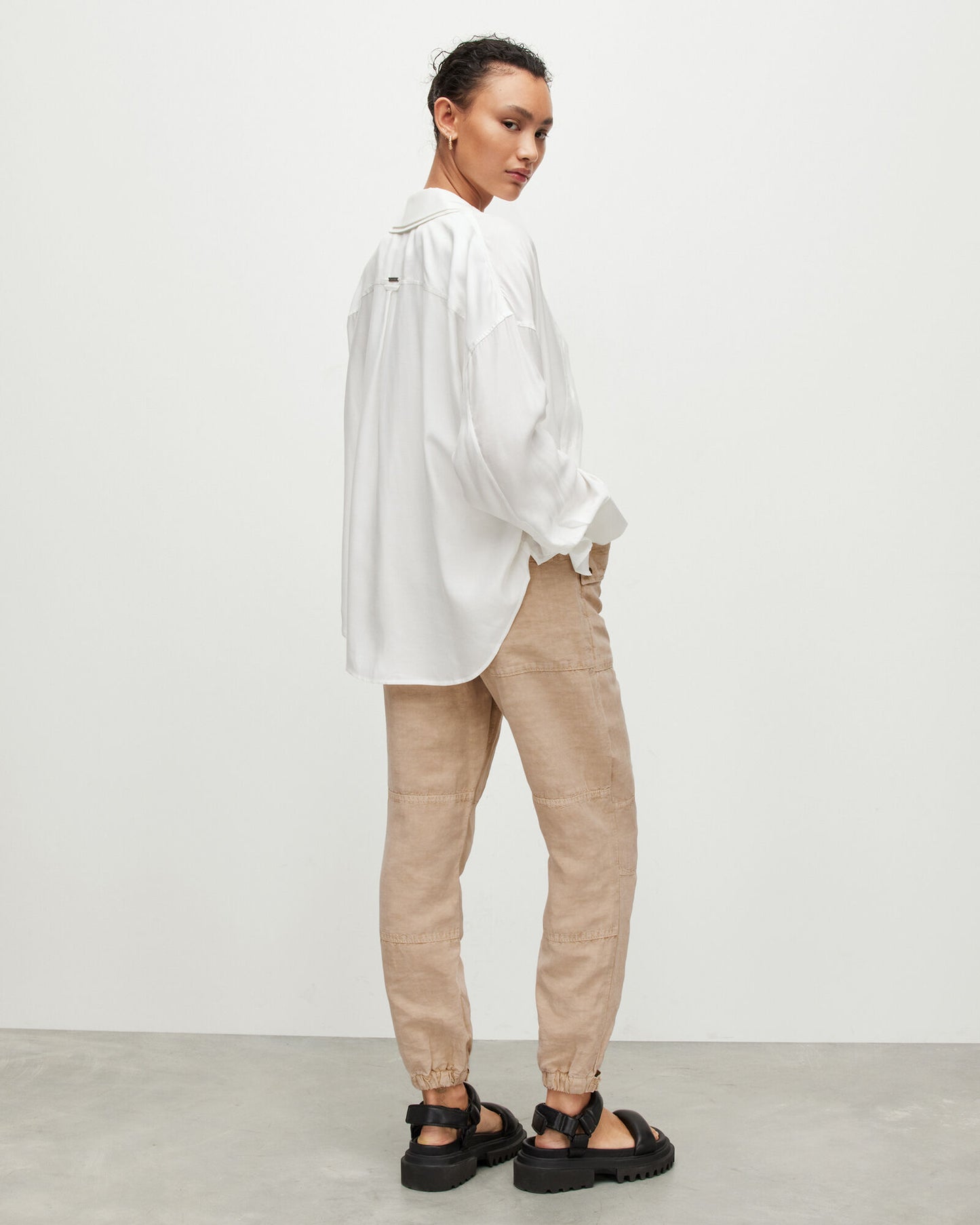 Val High-Rise Cargo Linen Blend Trousers
